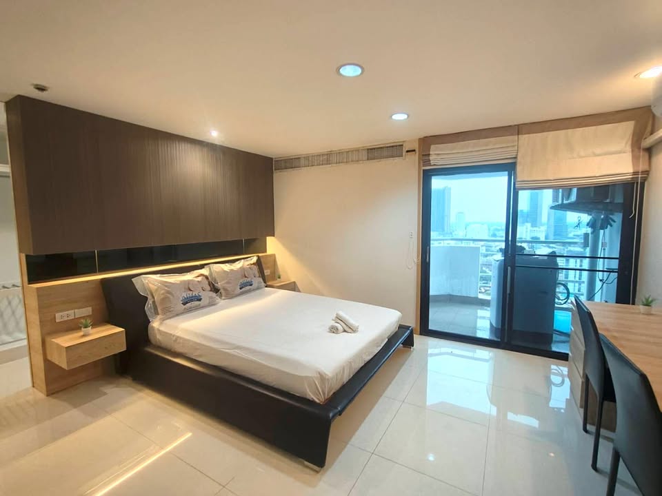 COZY STYLE 2 BEDROOM Waterford Diamond Condo Sukhumvit 30/1