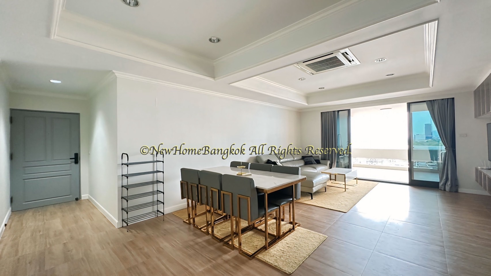 Newton Condominium – Renovated 2-Bedroom Corner Unit for Rent