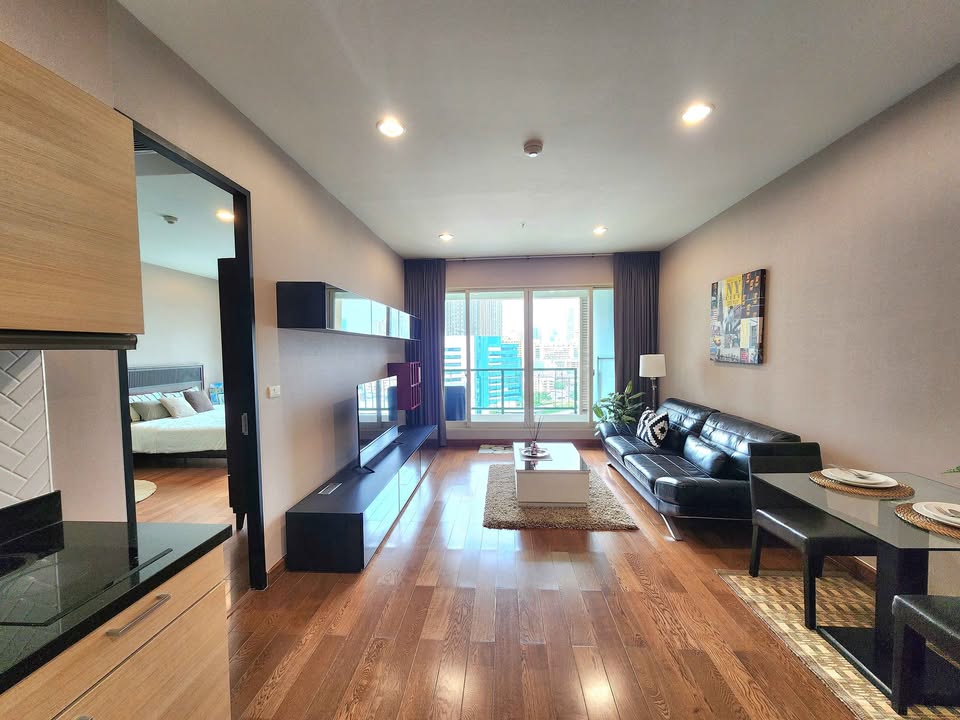 For Rent Spacious 1 Bedroom The Address Chidlom Condo Stunning View