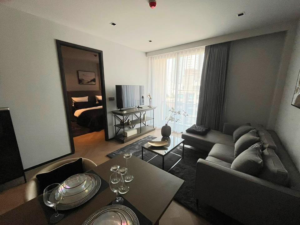 For Rent 1-Bedroom Unit at The Reserve Hideaway Sukhumvit 61 Top floor
