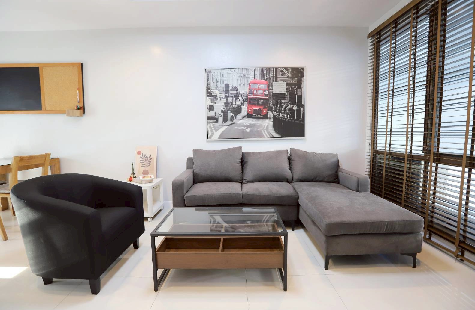 Townhouse for rent and sale in Bangkok