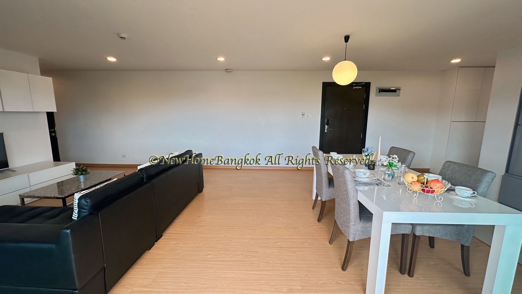 LINE_ALBUM_PPR Villa Ekamai_250602_7