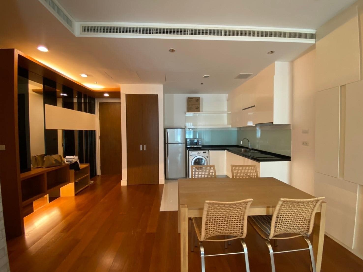 For Sale / Rent 1 Bedroom Bright Sukhumvit 24 Condo