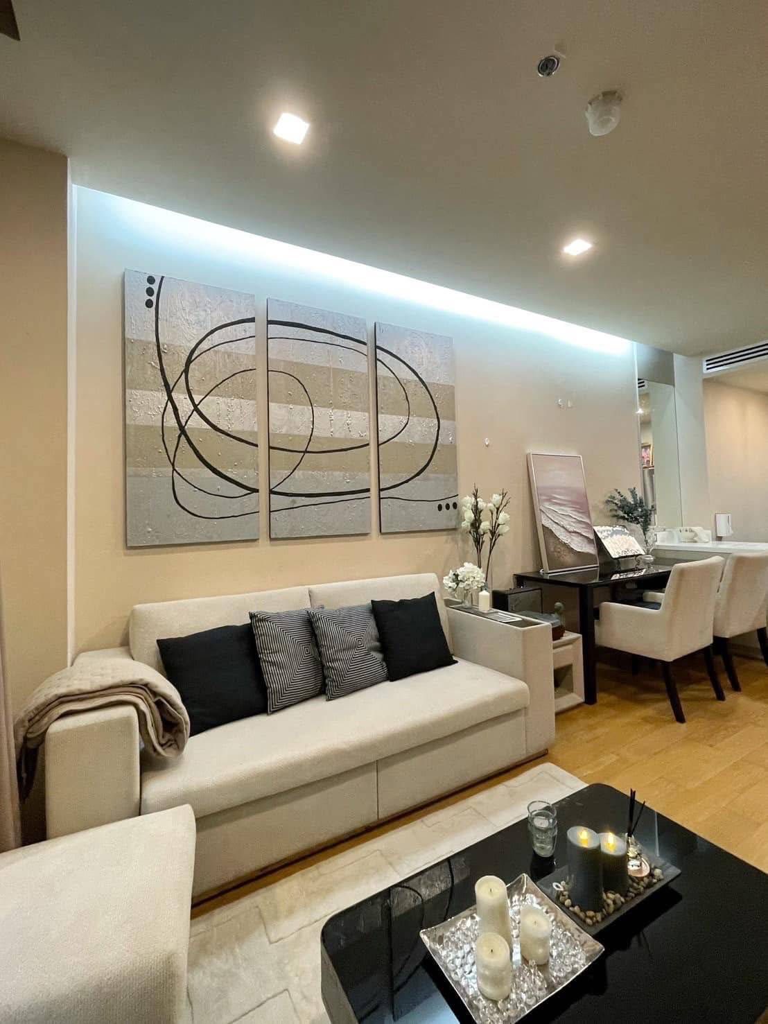 For Rent 1 Bedroom Fully furnished The Address Sathorn 12 Condominium