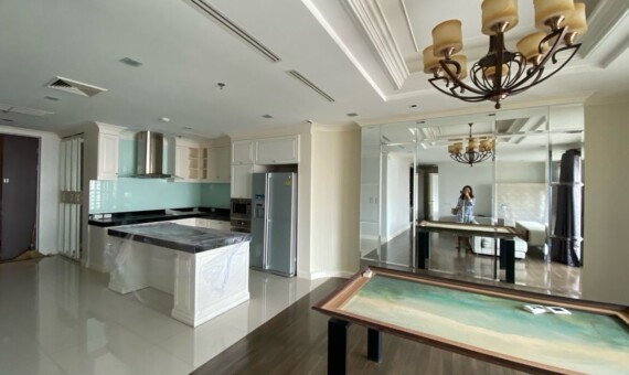 For Sale / Rent City View 2 Bedrooms The Lakes Condo