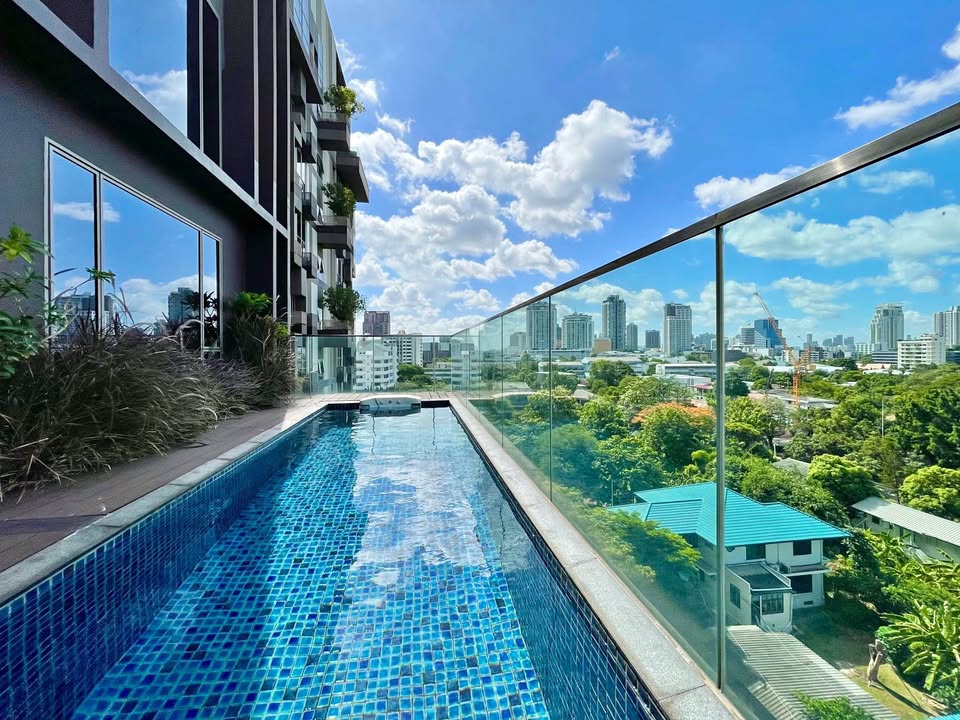 Duplex with Private Pool 2 ฺBedroom BTS Thonglor | Special Discount