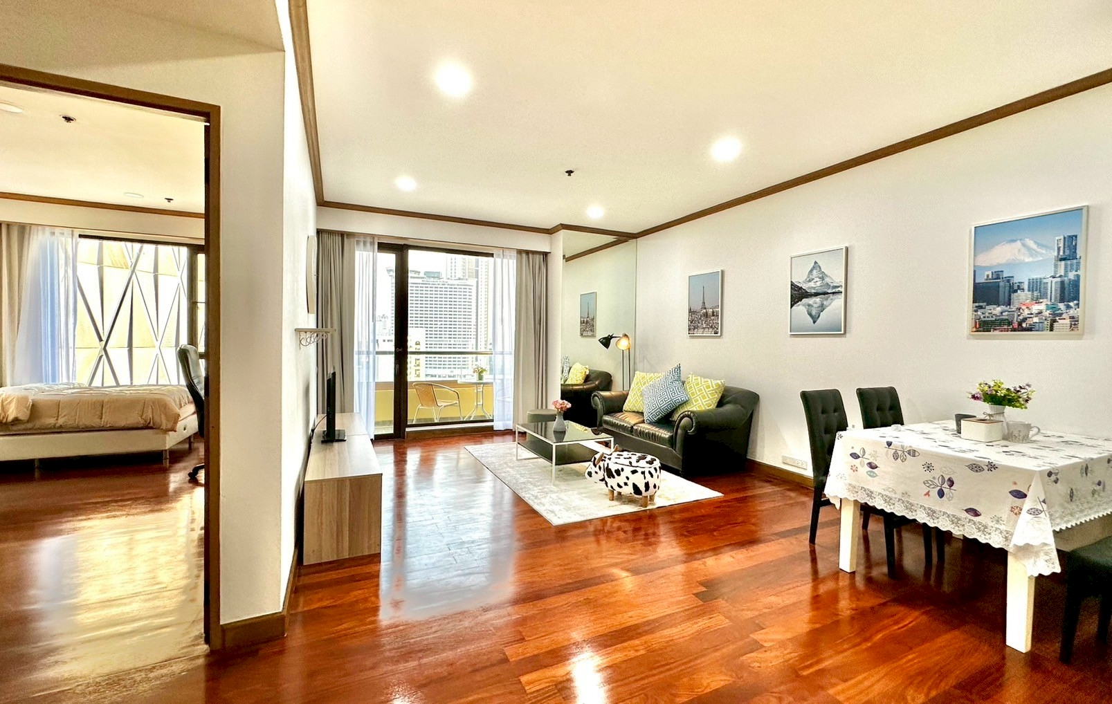 For Rent Spacious 1 Bedroom Baan Chao Praya Condominium (Luxury Riverside Living)