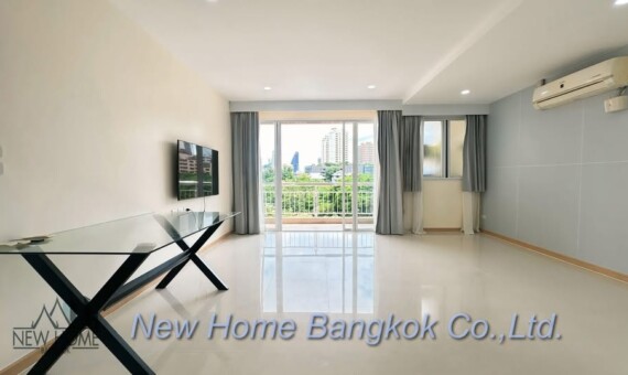 The Rise Sukhumvit 39 – Newly Renovated 2-Bedroom Condo for Rent