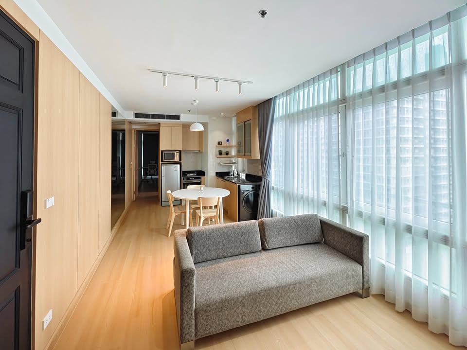 Condo for Rent Newly renovated 2 bedrooms The Height Thonglor