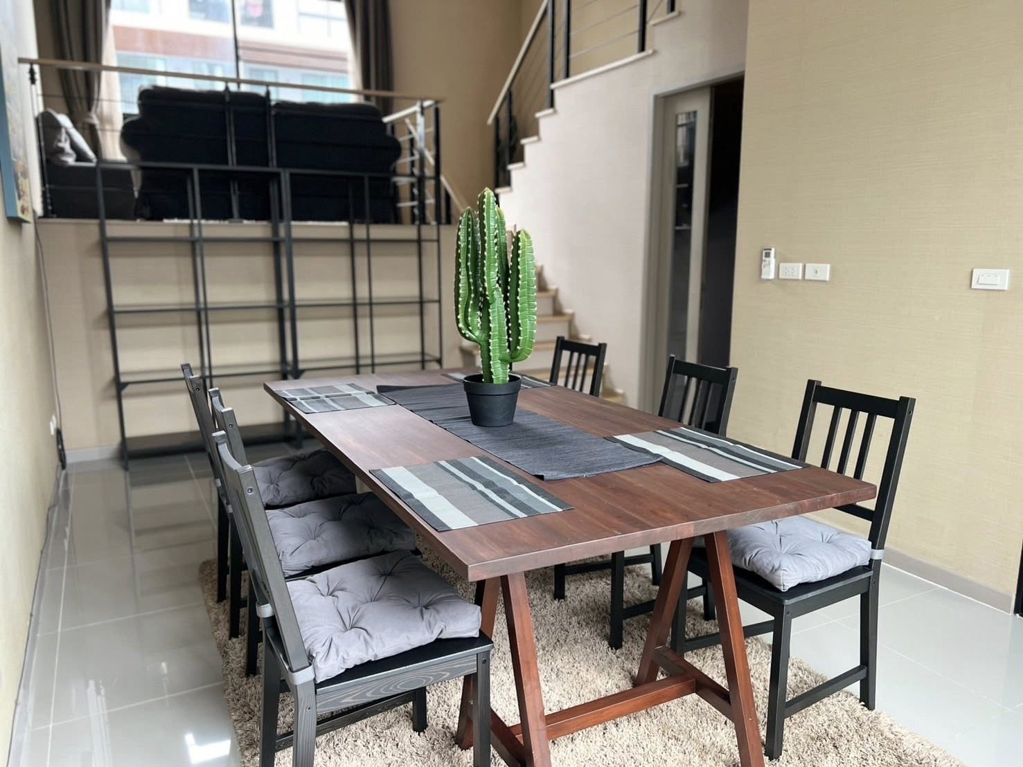 For Rent: Modern Townhome 3.5-storey at Arden Pattanakarn