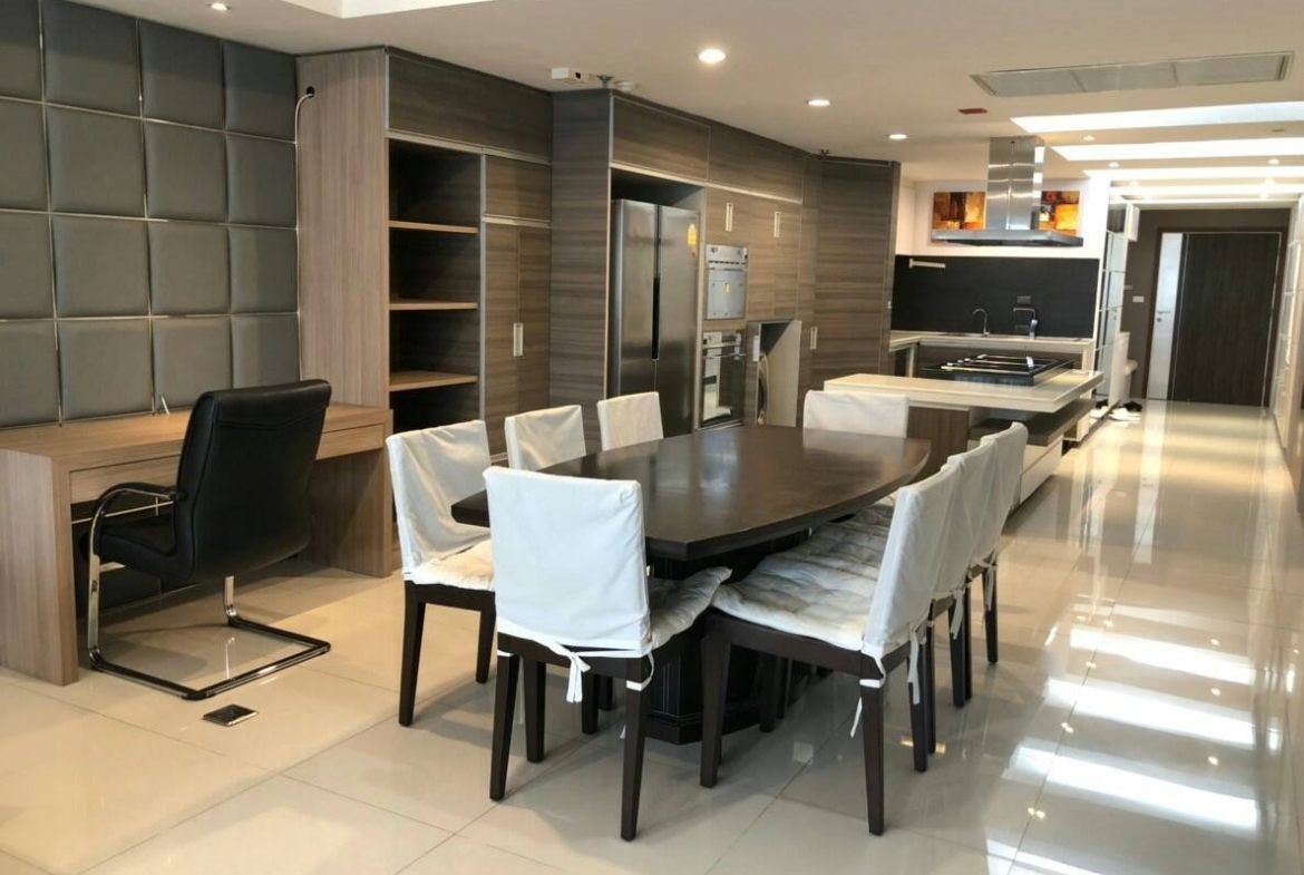 The XXXIX Sukhumvit 39 For Sale and Rent