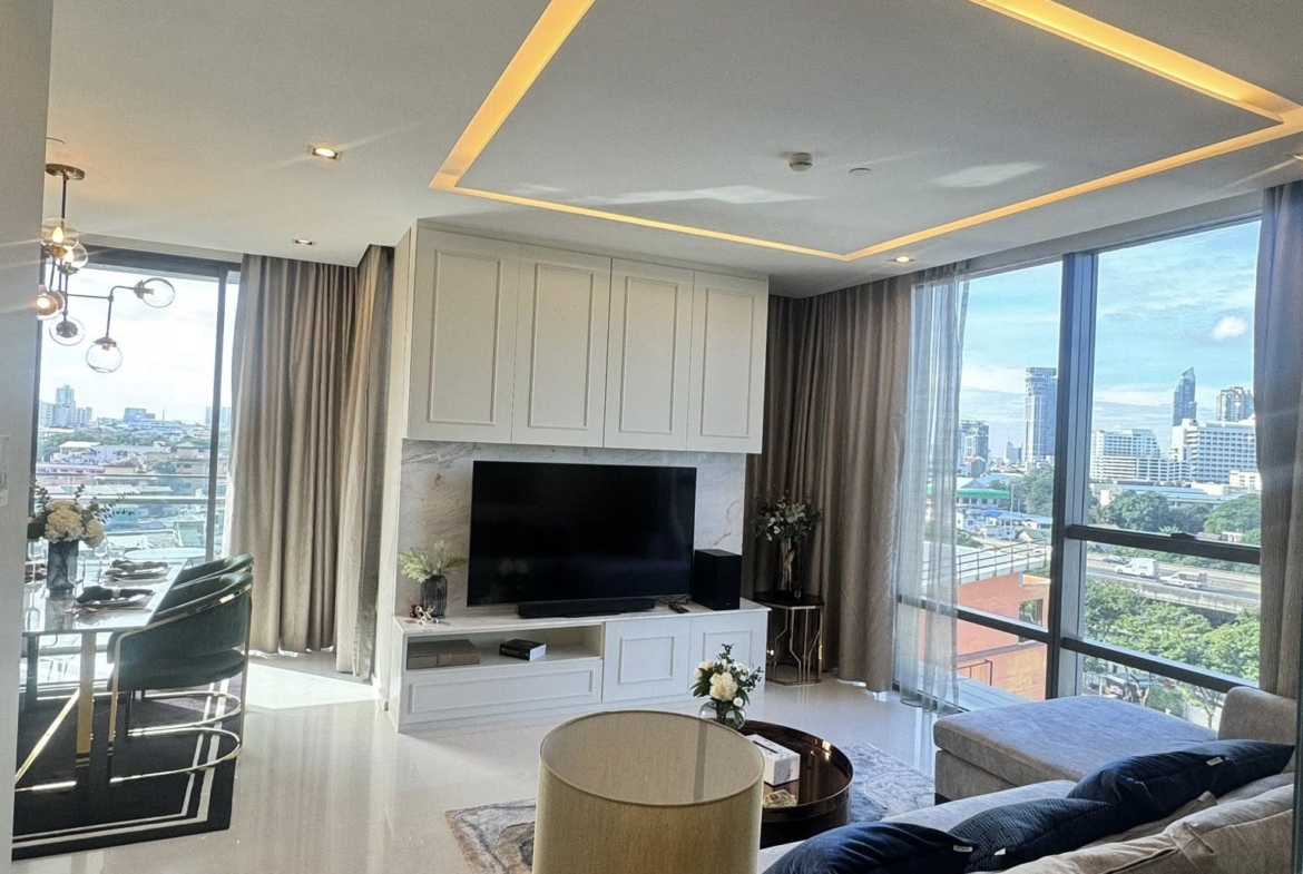 Garden view 2 Bedrooms with Private Lift For Rent The Bangkok Sathorn