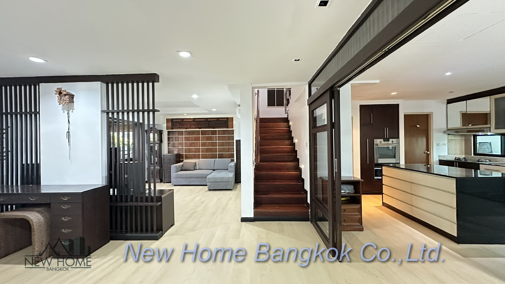 Townhouse for Rent – Phrom Phong Area | Rare Home-Style Property