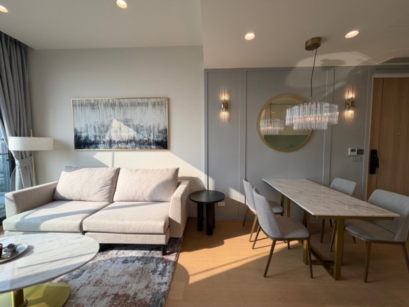 Anil Sathorn 12 – Luxury Corner 2 Bedrooms Unit with Direct BTS Access