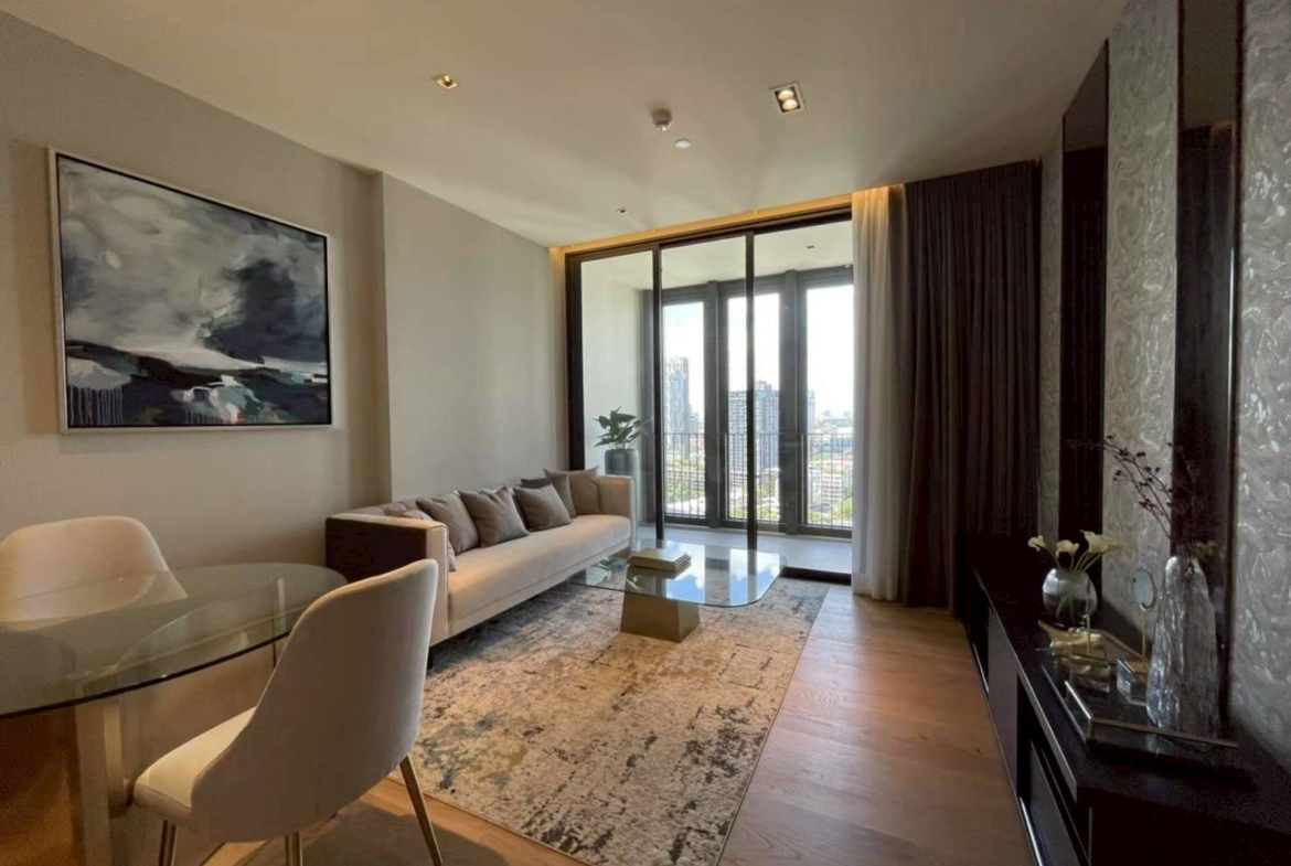 Beatniq Sukhumvit 32 by SC Asset – High Floor Luxury Unit