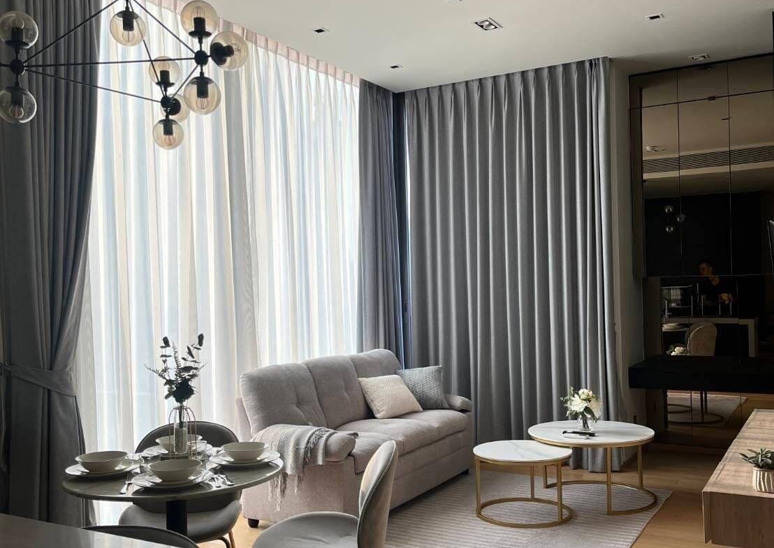 Luxury City Living Condo 2 Bedroom at 28 Chidlom For Rent