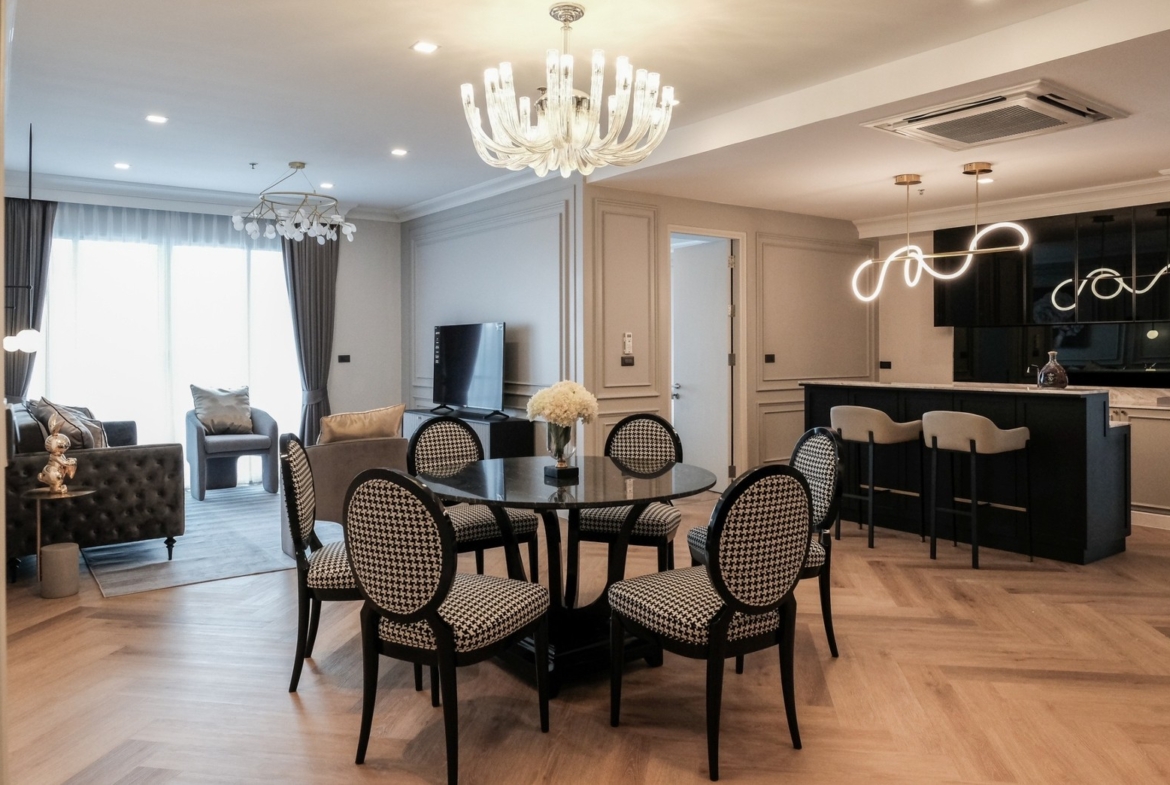 Luxury Style Spacious 2 Bedroom Condo for Rent Ekkamai