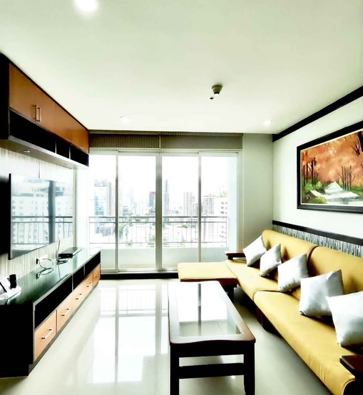 Circle Condominium Condo 3 Bedroom for rent