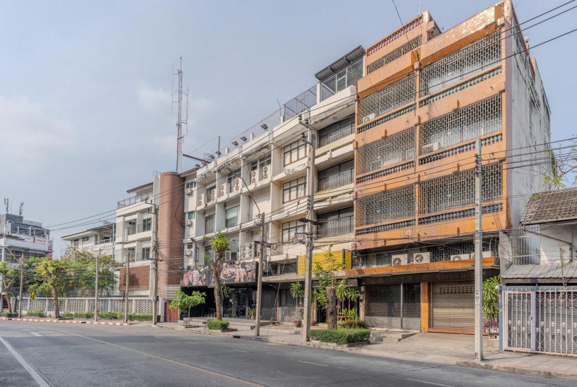 For rent 6 storey home office building Si Phraya MRT / Talad Noi / River City / Hua Lamphong Station and Yaowarat