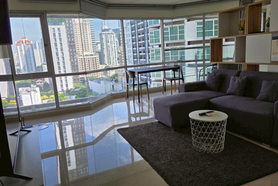 For sale and rent Spacious 1 Bedroom Sukhumvit Suite Condo