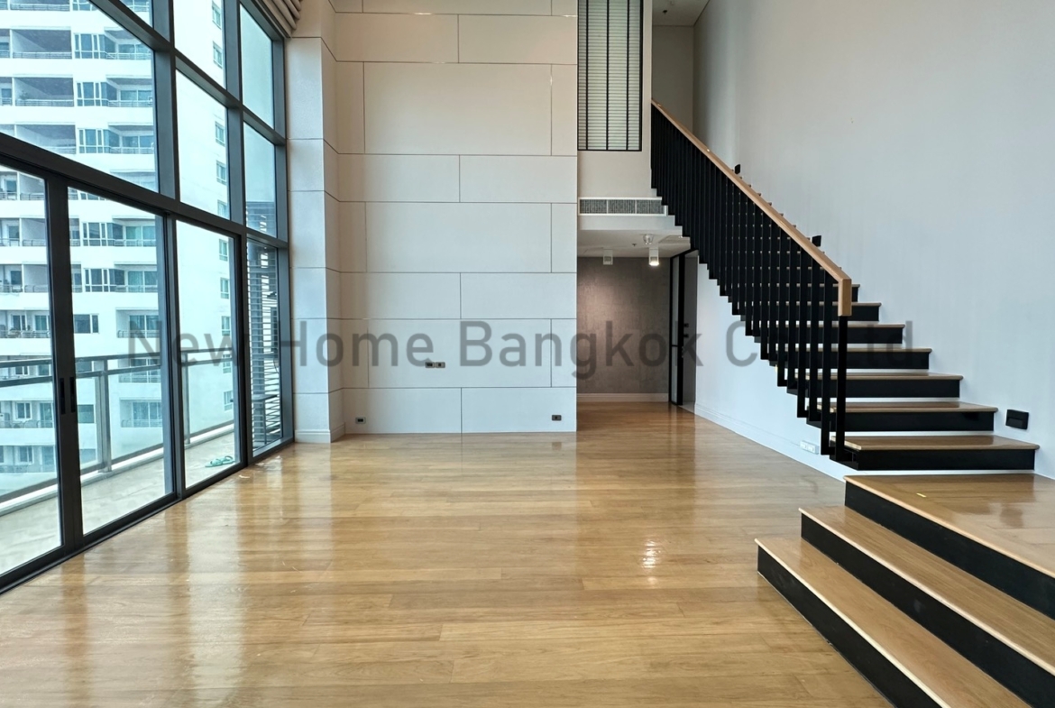 Spacious 3 Bedroom Duplex Condo for Sale in Phrom Phong Bright Sukhumvit 24