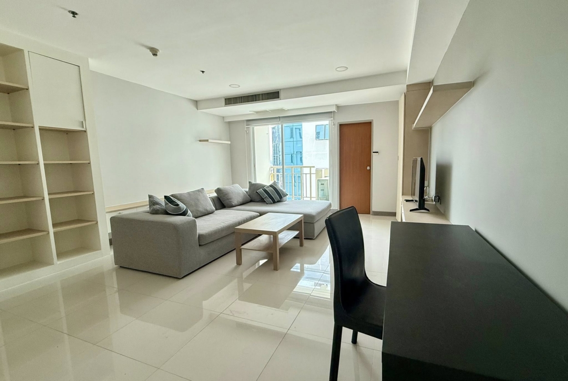 For Rent: 59 Heritage Condo (Sukhumvit 59) 2 Bedroom High Floor Great View