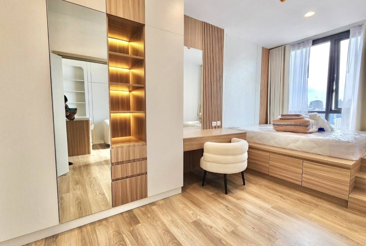 Fully furnished 1 Bedroom Oka Haus Sukhumvit 36 condo for rent
