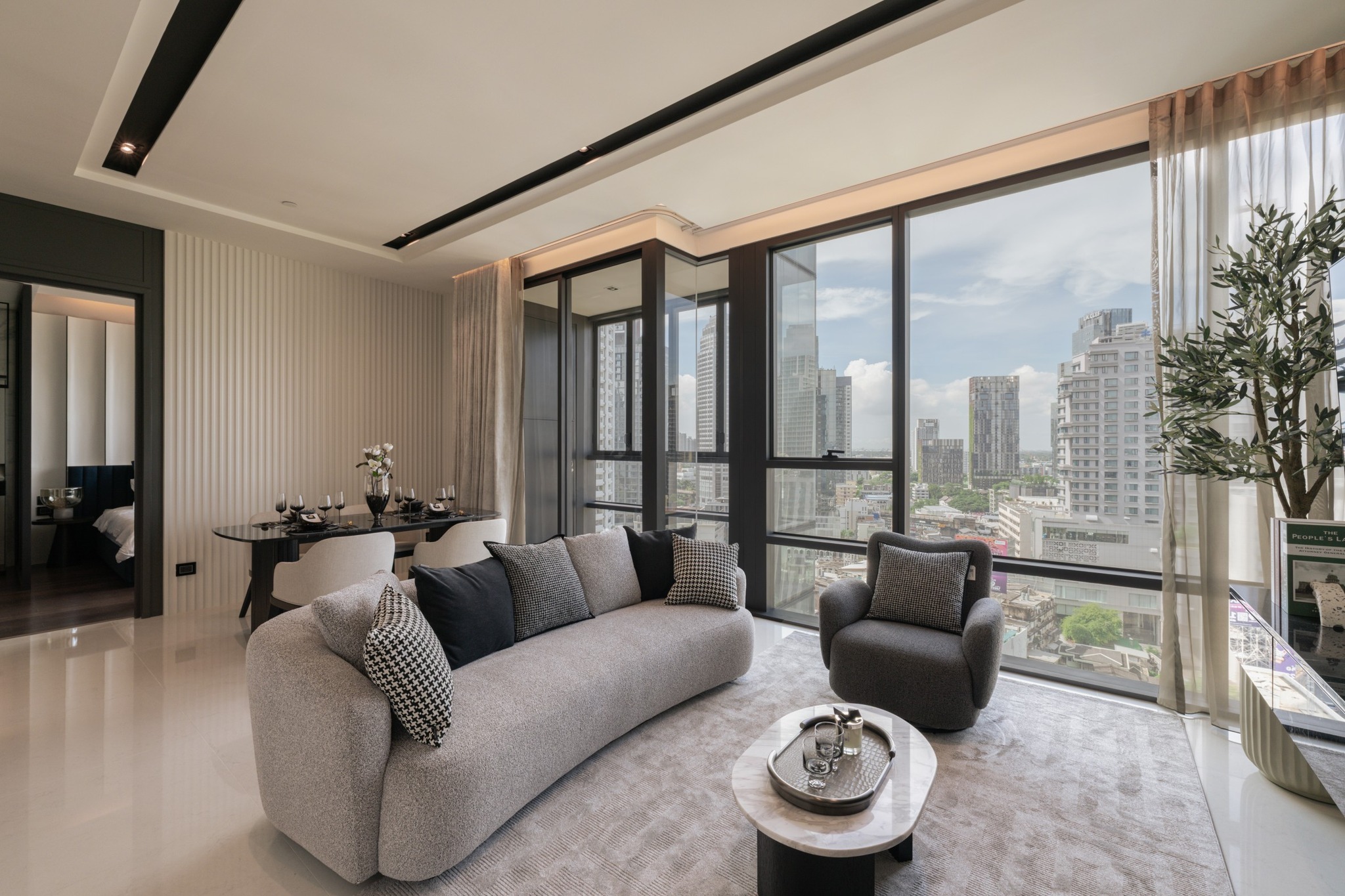 Luxury 2 Bedroom Condo for Rent or Sale at The Bangkok Thonglor