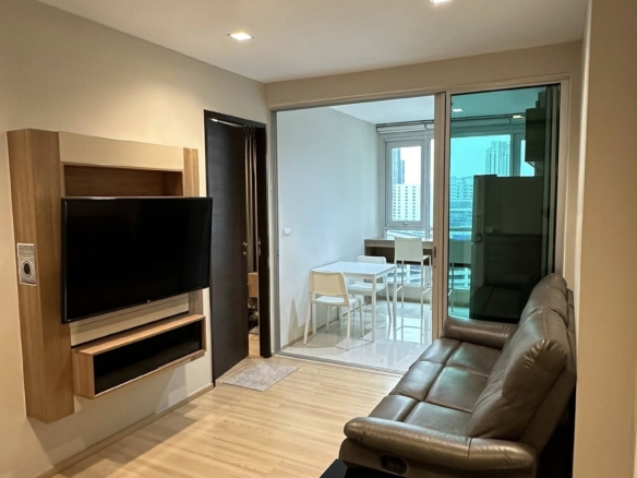 Rhythm Sathorn 21 condo 1 Bedroom for rent