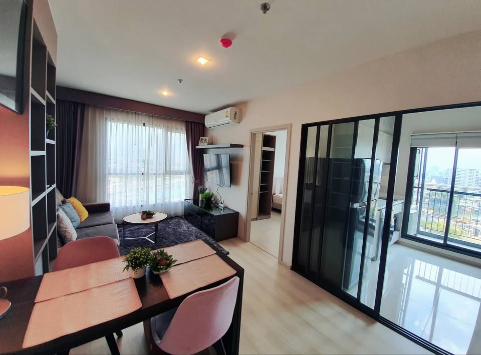 Corner Unit 2 Bedroom Condo for Rent / Sale at Life Sukhumvit 48