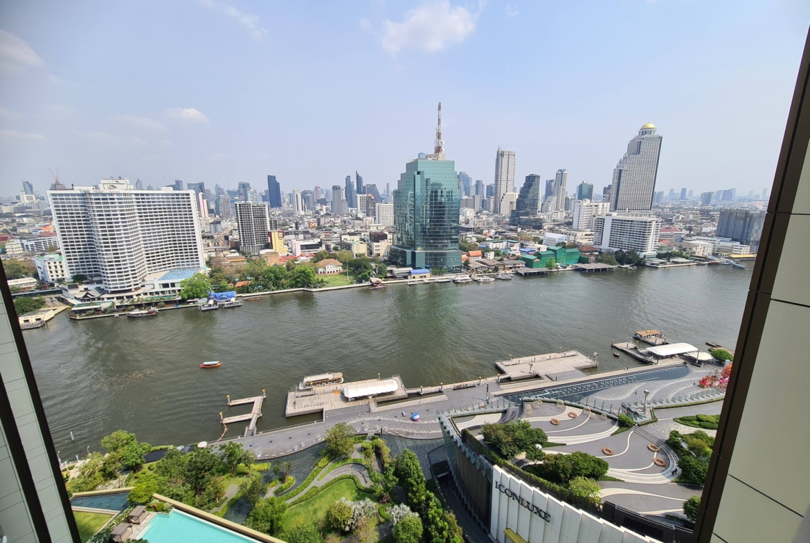 Spacious 1 Bedroom Luxury Condo for Rent Magnolias Waterfront Residences Iconsiam River View
