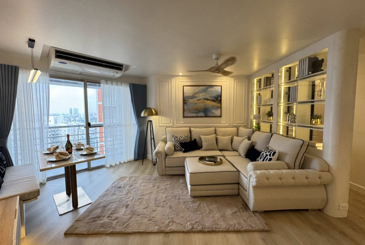 Newly renovated spacious 3 bedroom condo at Bangkok Garden for rent