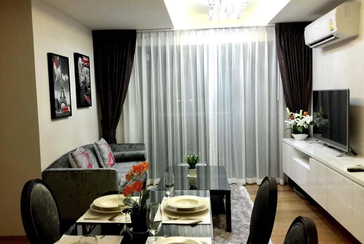 For Rent and Sale 2 Bedroom H Sukhumvit 43 Stunning Corner Unit