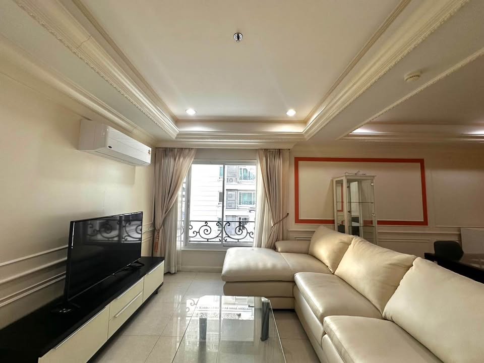 Spacious 3 bedroom condo for rent for sale near BTS Thonglor Sukhumvit 36