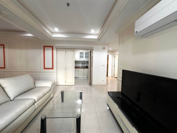 Spacious 3 bedroom condo for rent for sale near BTS Thonglor Sukhumvit 36