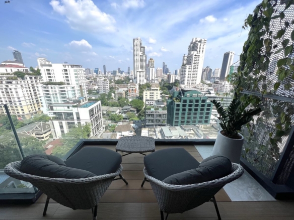 For Rent Spacious 3 Bedroom Siamese Exclusive Sukhumvit 31 with unblocked view