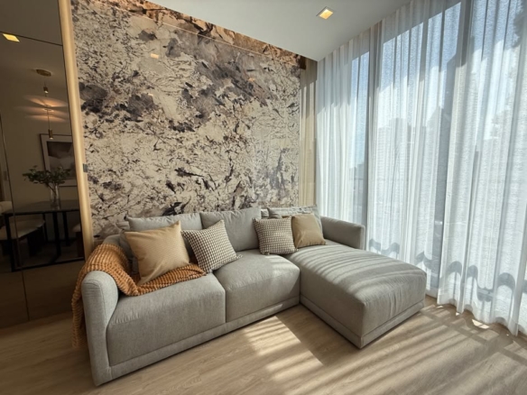 Spacious 1 Bedroom Noble State 39 Large One Bedroom For Rent