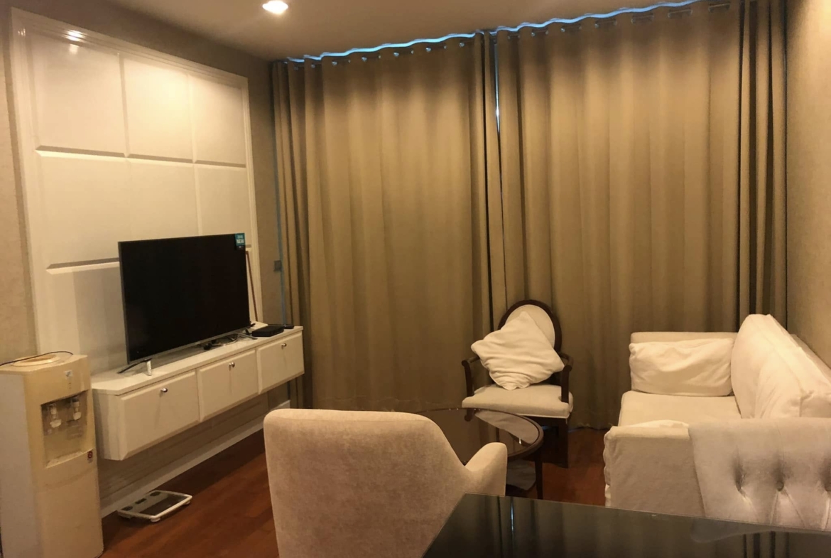 Nice Decor 1 Bedroom Condo for Rent/ Sale Chidlom