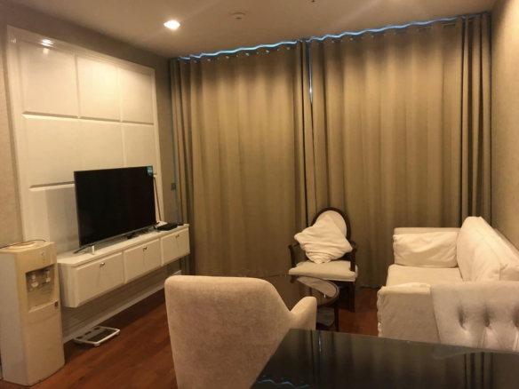 Nice Decor 1 Bedroom Condo for Rent/ Sale Chidlom