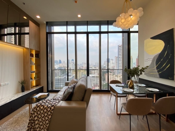 Noble Around 33 Duplex High Ceiling Unit For Rent and Sale