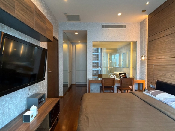 Spacious 1 Bedroom Condo for rent Quattro by Sansiri near BTS Thonglor