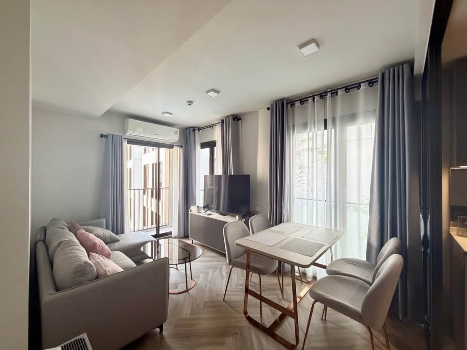 Ready to Move In Chapter Thonglor 25 Spacious 2 Bedroom for Rent
