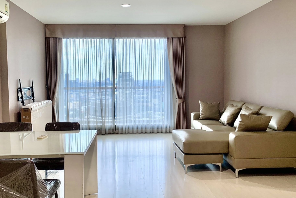 Unblock View 2 Bedroom Condo Rhythm Sukhumvit 42 For Rent