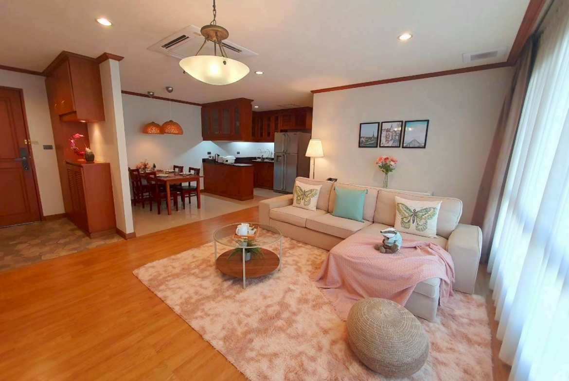 Full Service Apartment 2 Bedroom For Rent at Thonglor Near BTS