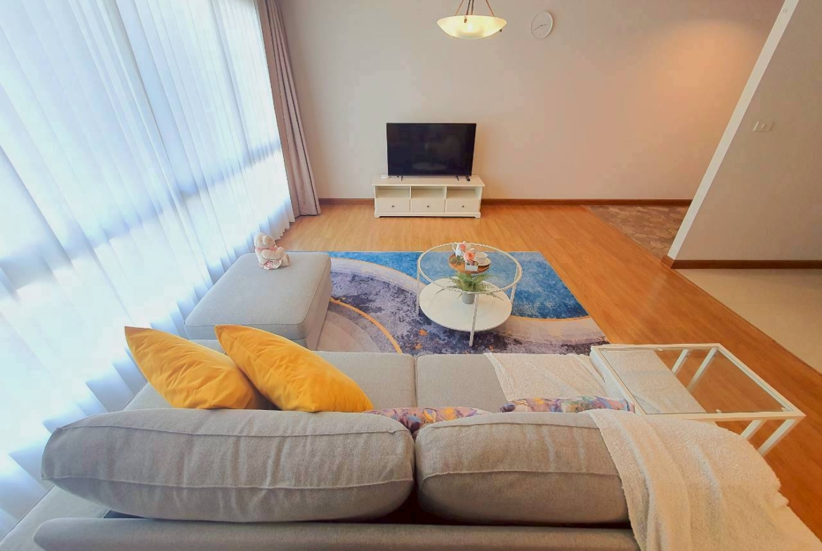 Full Service 2 Bedroom Suite Apartment For Rent at Thonglor Near BTS