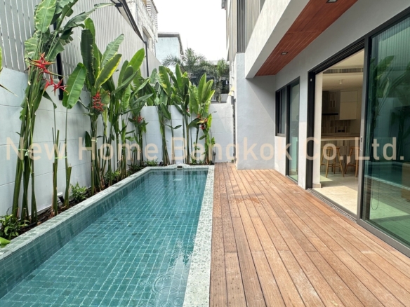 Luxury pool villa for rent and sale in Thonglor