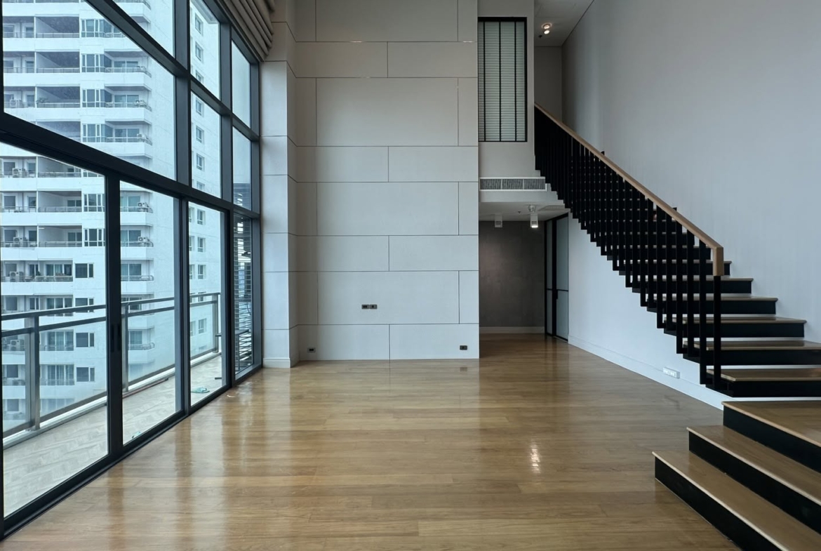 Bright Sukhumvit 24 for sale-3 bedroom duplex interior